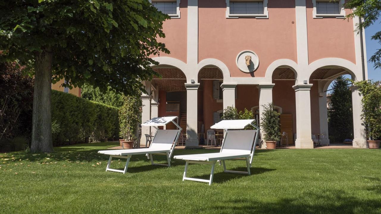 Villa Matildis Модена Екстериор снимка